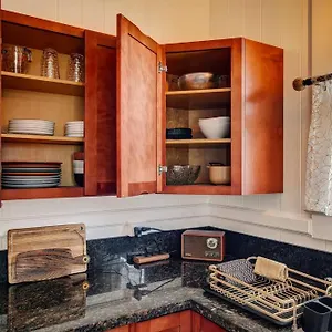  Holiday home New Paddler's Inn- 3br Downtown